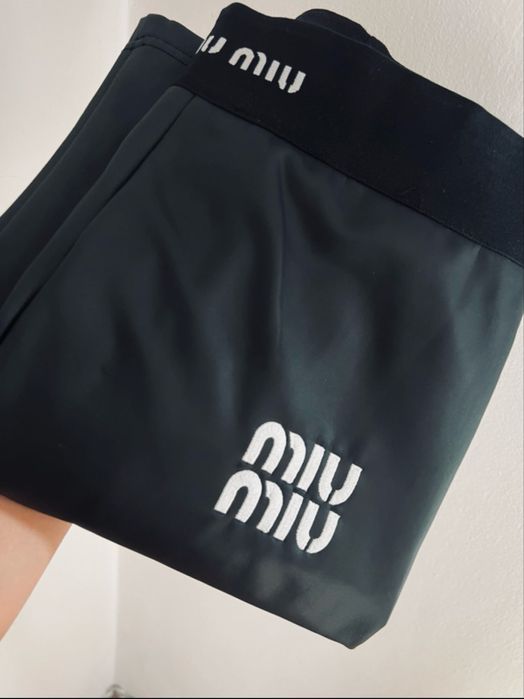 Pantaloni originali Miu Miu