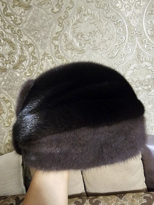 Продам шапку норковую