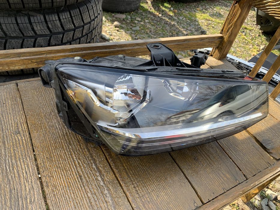 Фар Ауди КЮ 2/ Audi Q2