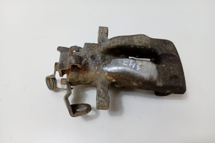 Etrier dreapta spate BMW Seria 3 E46 (facelift) seria