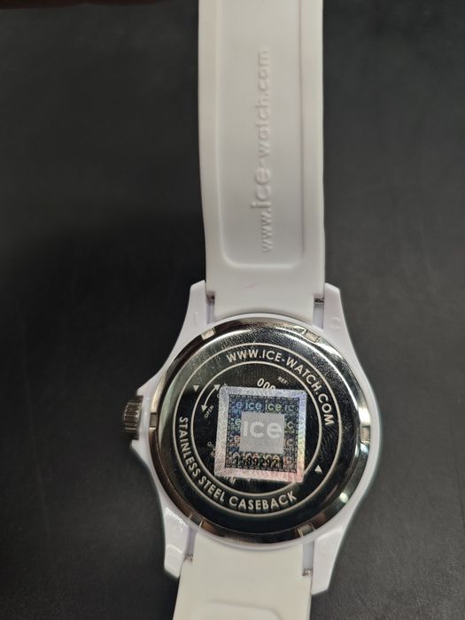 Лимитированные часы ice watch