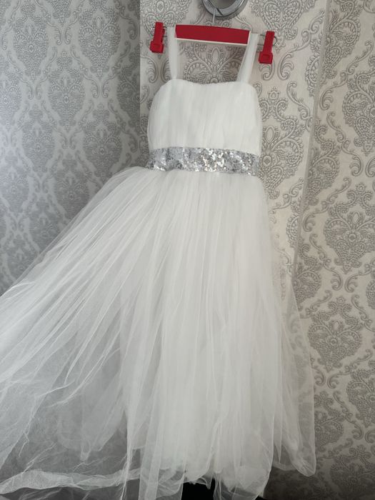 Продам детское платье