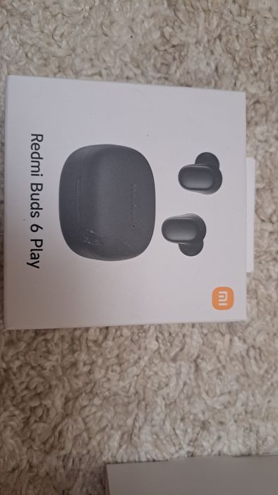 Продам новые наушники