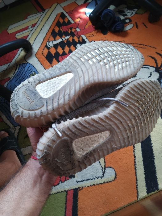 Adidas Yeezy Boost 350 V2 Tail Light  маратонки