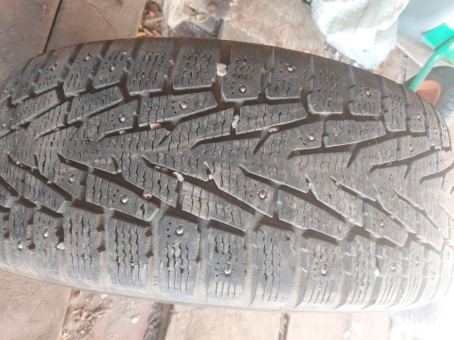 Автошины зимние шипованные