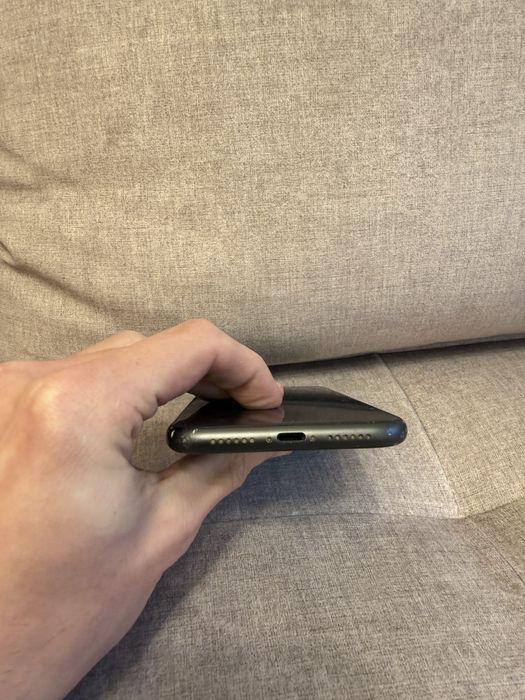 Iphone 11 - 64GB - functional