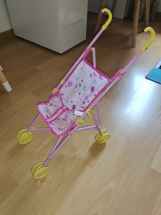 Коляска для кукол