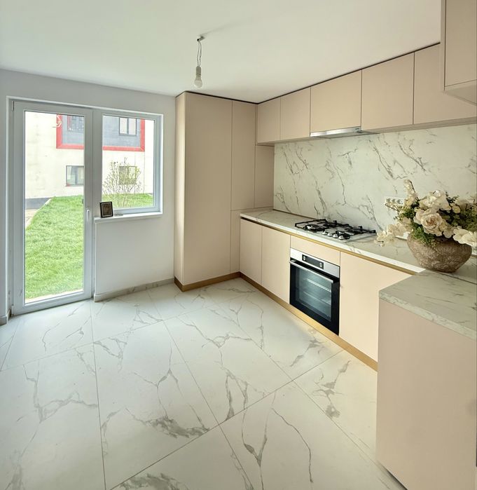 APARTAMENT în BLOC NOU | 3 camere și 2 băi | Vișan-Profi | Loc de parcare inclus | COMISION 0% |