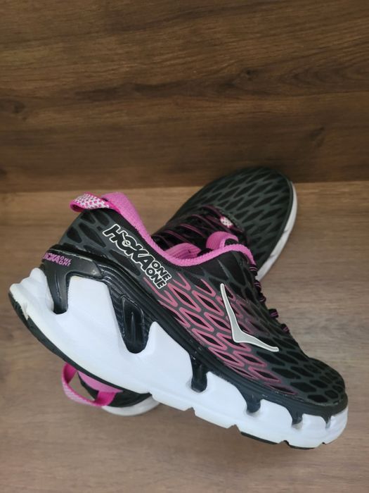 Hoka One One/дамски маратонки-39 2/3номер