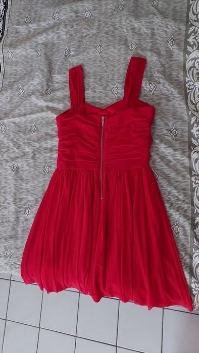 Две дамски роклички