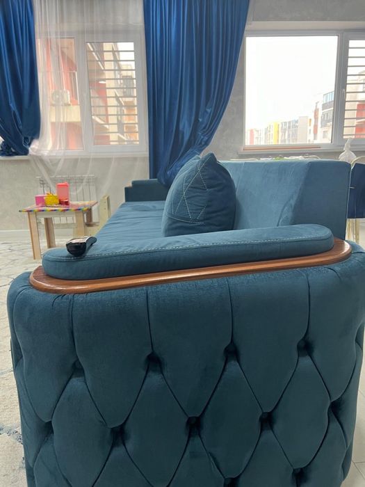 Продам диван угловой