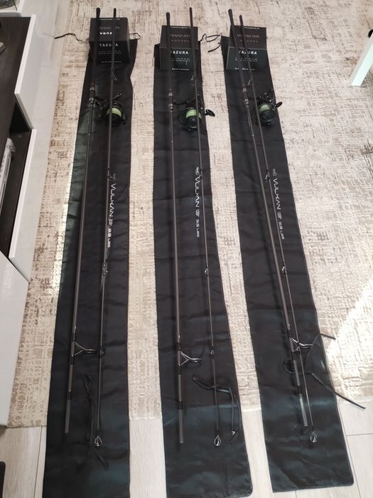De vânzare set trei lansete Vulkan 3.90si trei  mulinete tazura mx10000 cu tamburi de rezervă de rezerva