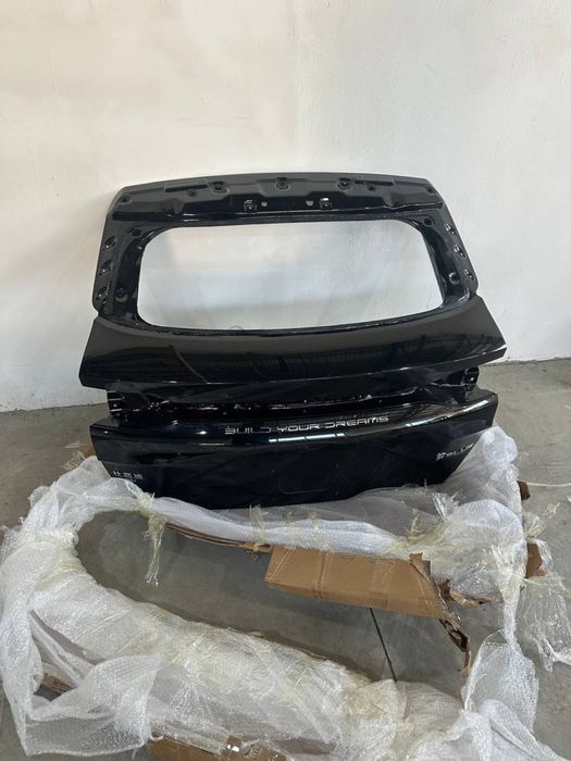 Byd  кузовные запчасти  на все модели по оптовой цене