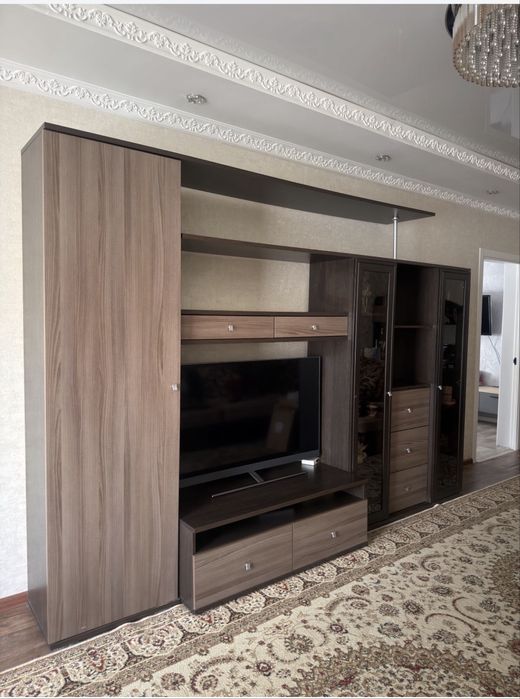 Продам стенку в гостинную