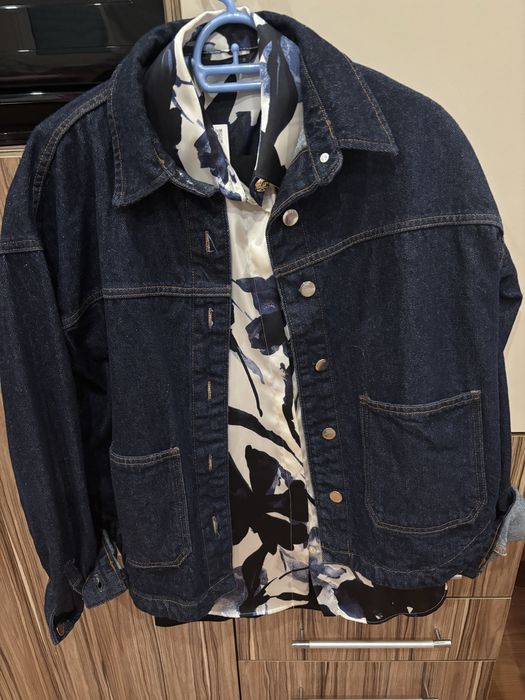 Дънково овърсайс яке на ZARA