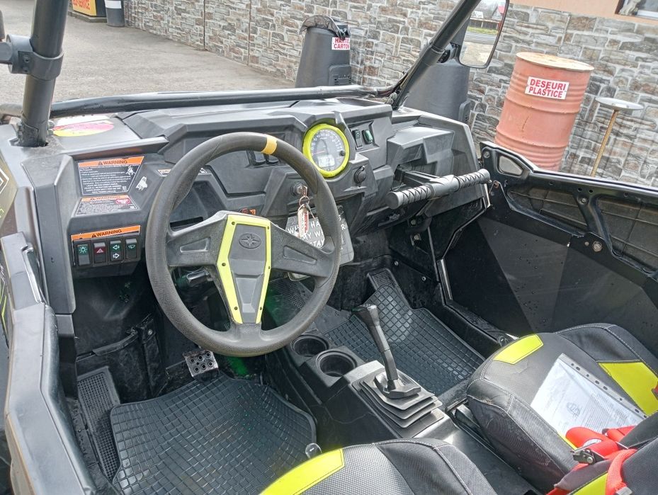 Polaris rzr 1000cc,,Nu cam am,Cf  moto
