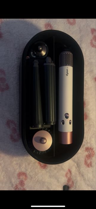 Dyson hs08