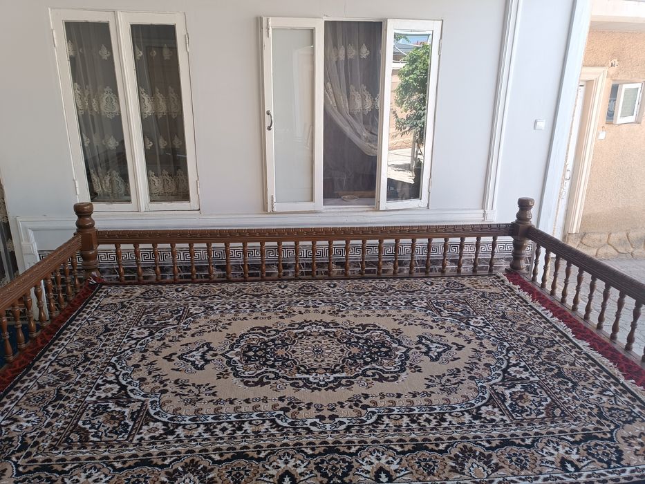 Срочно продаю! Топчан из дерево орех