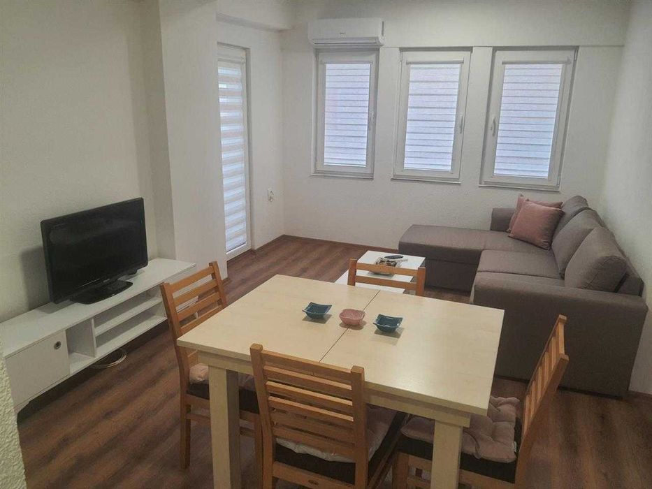 Дава се под наем Двустаен апартамент в София, Бояна - 67 кв.м за 510 € - Снимка #1