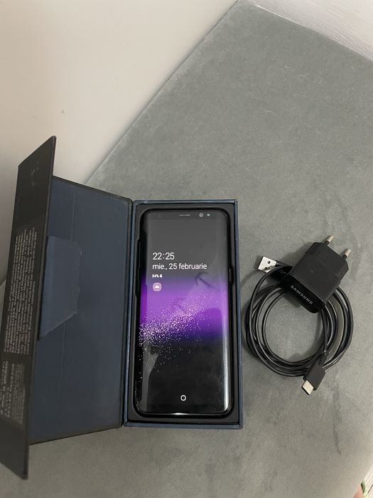 Vând samsung s8 fulbox