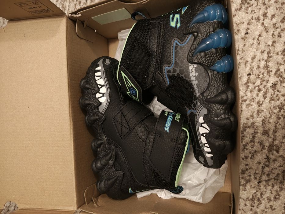 De vânzare ghete skechers