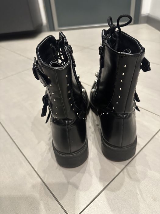 Красиви боти 39 номер