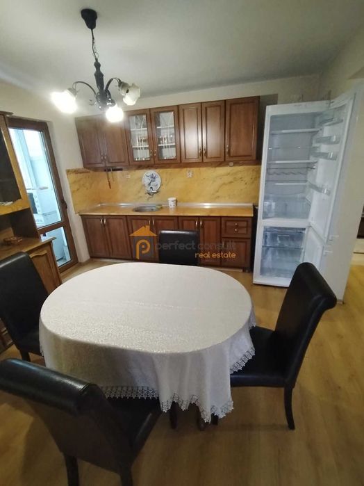 Дава се под наем Тристаен апартамент в Пловдив, Каменица 1 - 130 кв.м за 450 € - Снимка #1