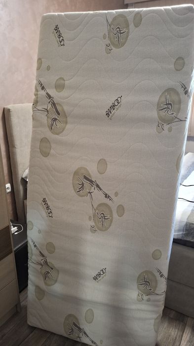 Ъглови легла с матраци и подматрачни рамки