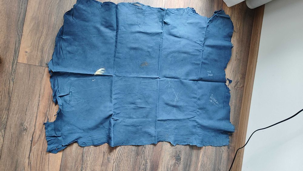 Агнешки кожи и велур