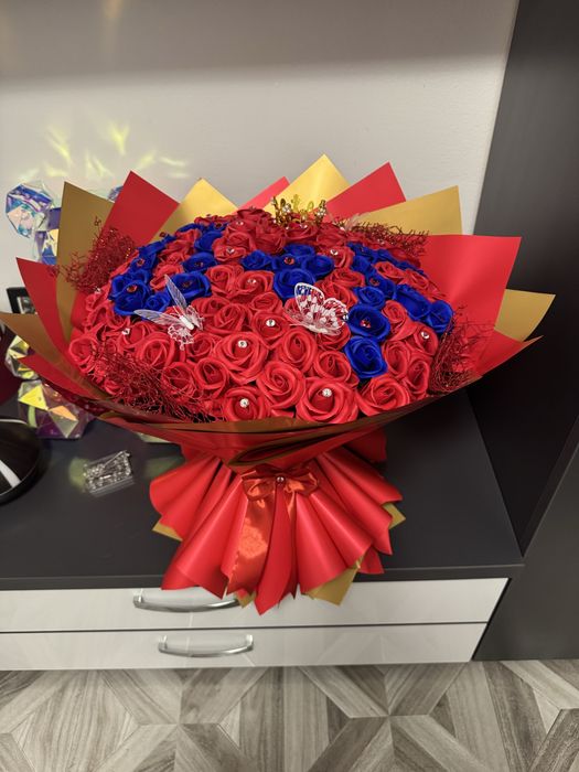 Buchete, din  trandafiri de sapun parfumati.