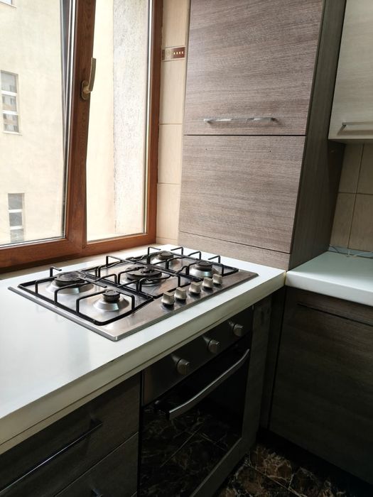 Apartament 2 Camere decomandat,La 100m de Mcdonalds,Spital,Poliție,Facultate,Etaj 3 din10