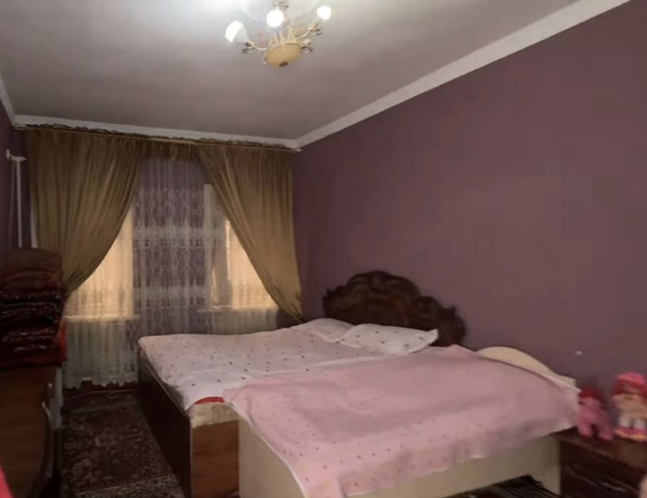 Shaxar markazida hovli