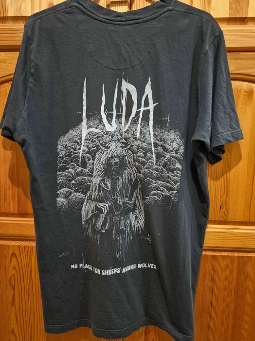 LUDA тениски ЛУДА