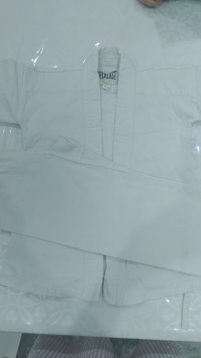 Продам кимоно б/у