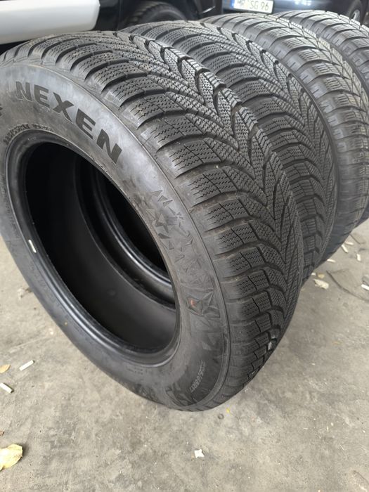 Зимни Гуми 225/65/17