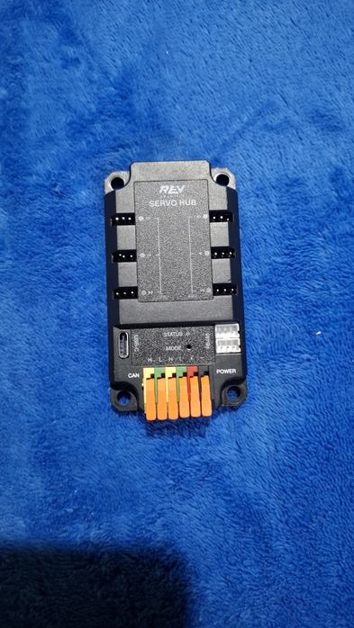 REV Robotics Servo Hub – nou