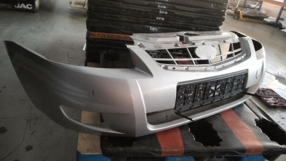 Бампер передний приора