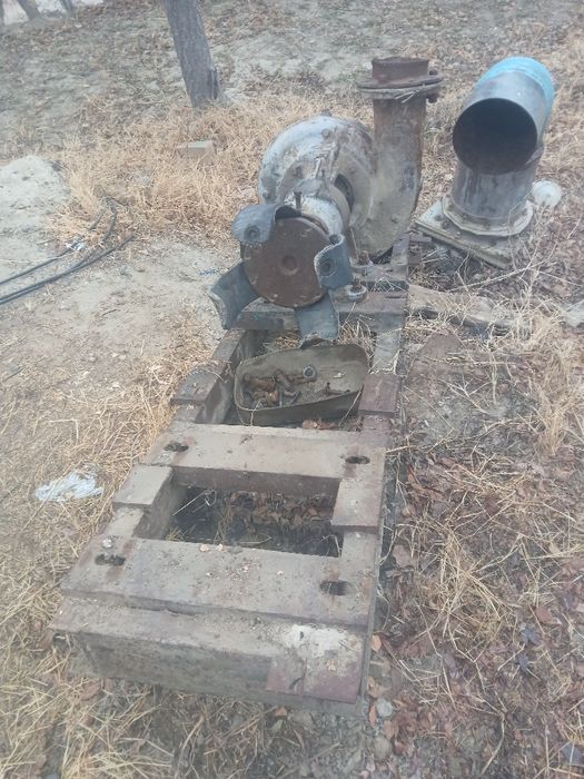 Сув насос камплект сотилади