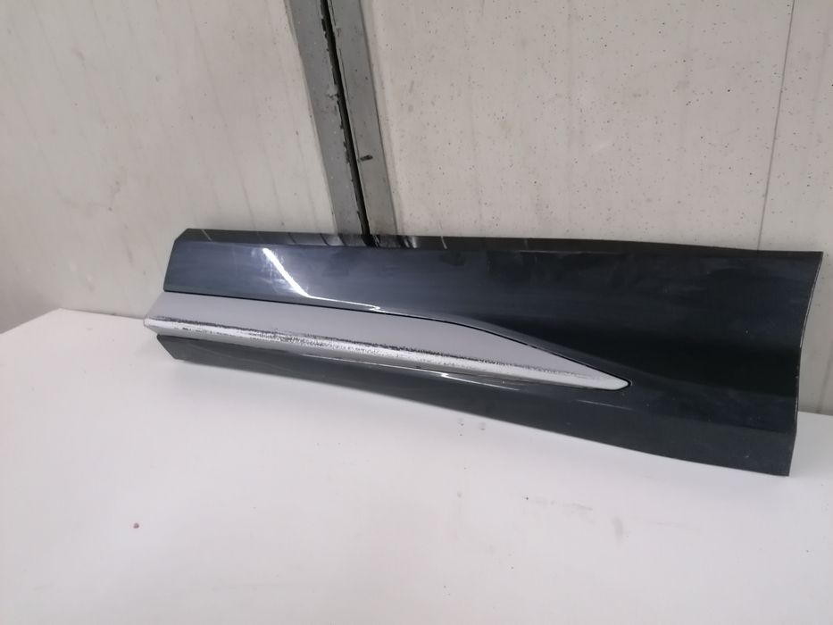 Bandou usa dreapta spate audi q3 83A 2018 2022 original