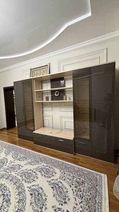 Продается шкаф в зал