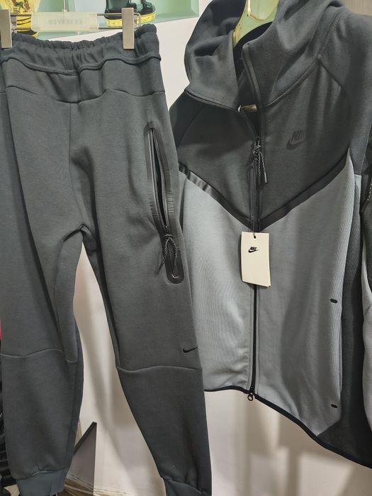 Nike tech fleece bumbac colecția 2026