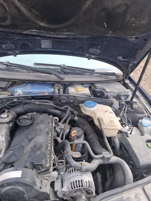 Vând Volkswagen Passat B5.5