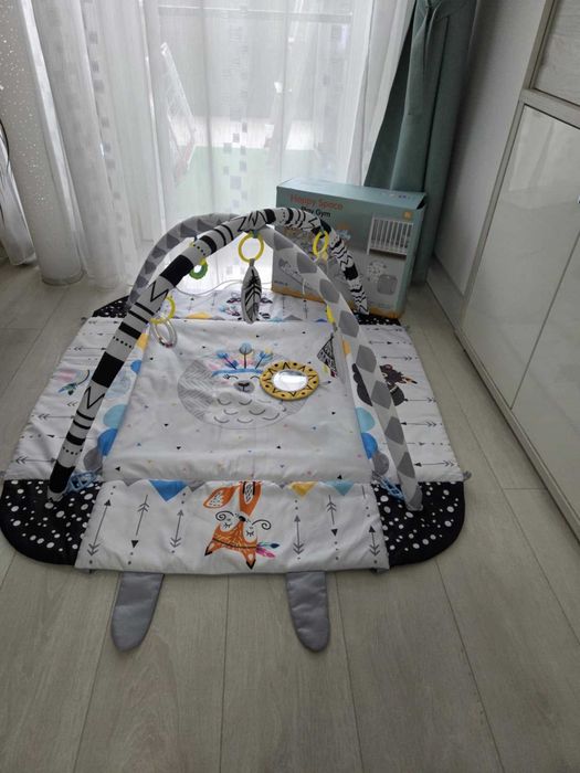 Saltea de Activitati si Spatiu de Joaca 4in1