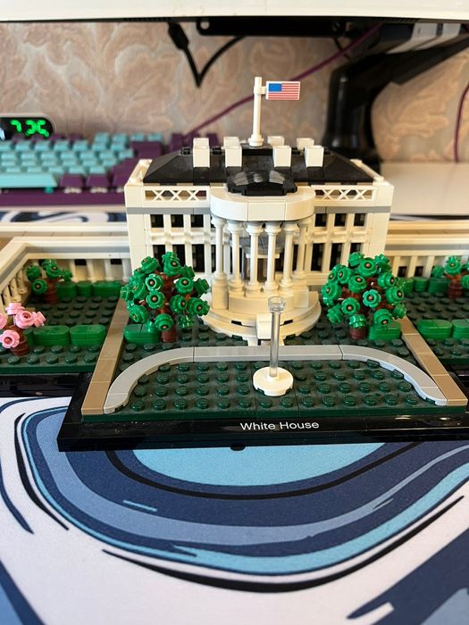 LEGO White House Белый Дом, 1500 деталей