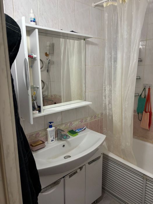 Беру парня на подселение