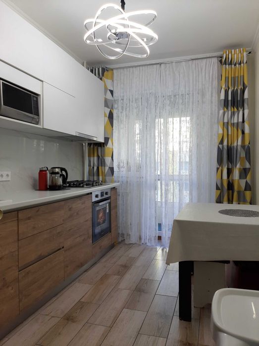 Продам  3-х комнатную квартиру