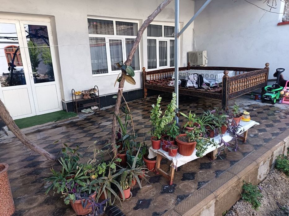 СРОЧНО Ховли сотилади Вокзал Хамза 7 уй, 4,5 сотох 6 хона, 700 миллион