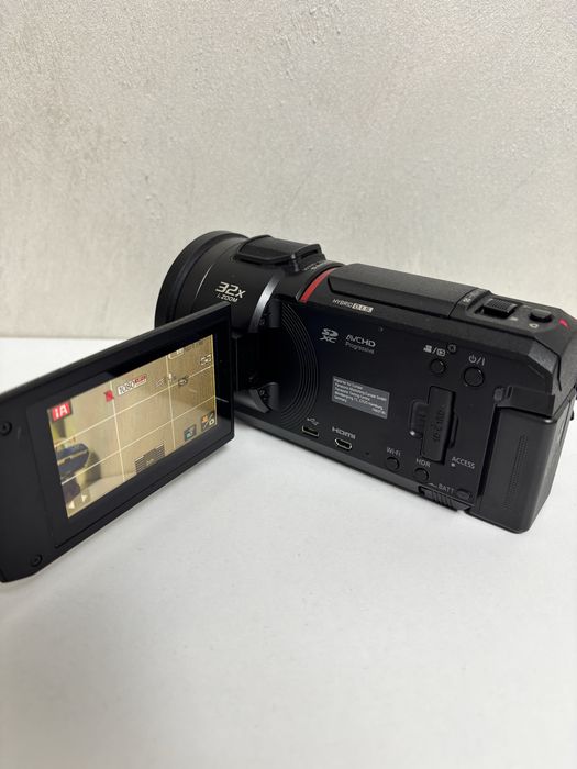Camera video 4K - Panasonic HC-VX1 - 32x Zoom