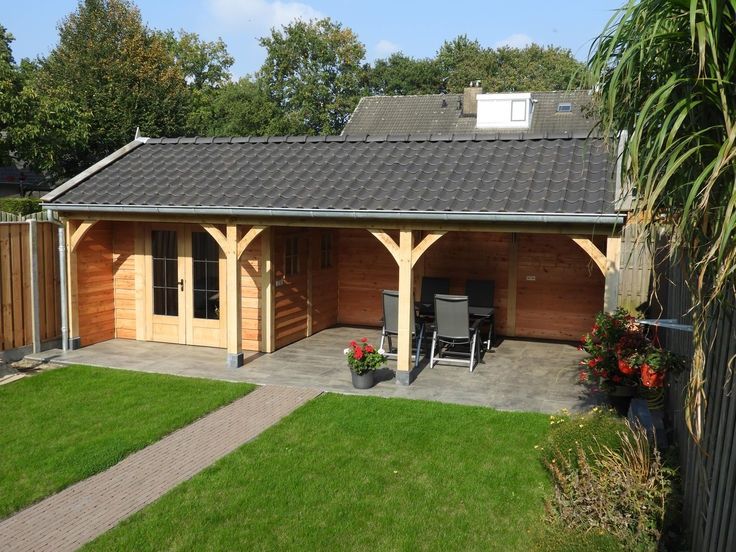 Vindem foișoare și terase la gata