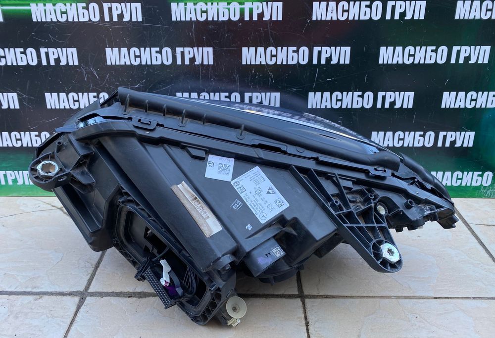 Фар far десен фарове Led за Мерцедес Ц205 Mercedes C-класа W205 фейс